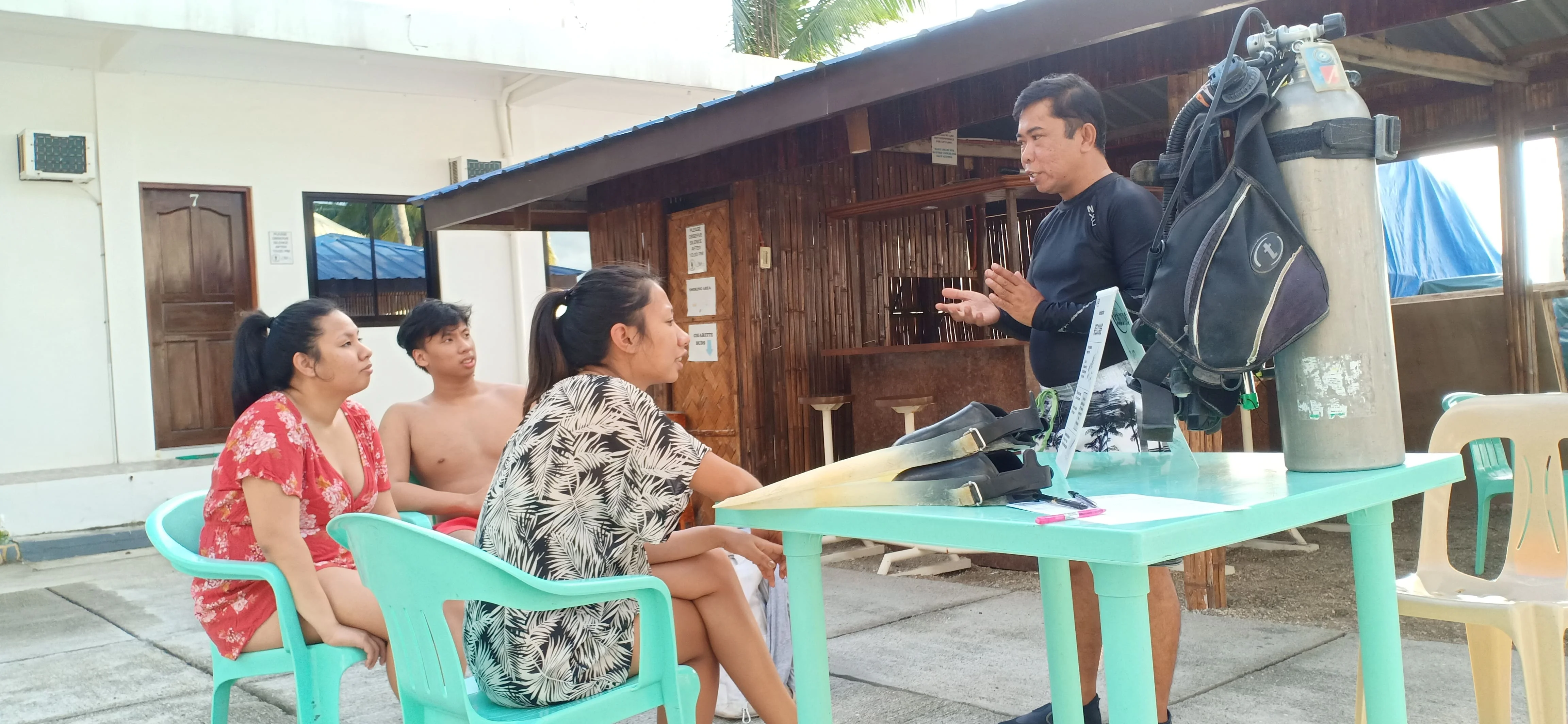 Divemaster trainees assisting and guiding in Anilao